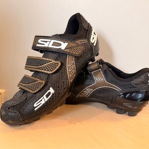 Sidi mountain bike shoes, women’s size 8